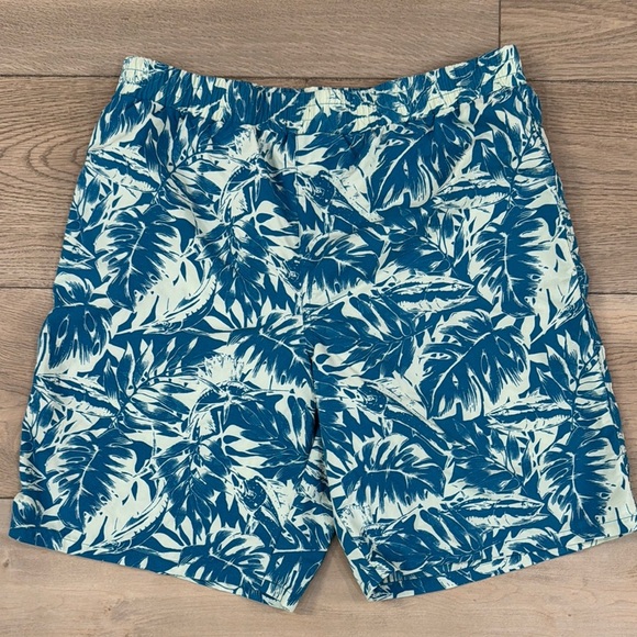 Columbia PFG Boy’s Tropical Blue Leaf Fish Print Backcast Water Swim Shorts - Picture 1 of 9